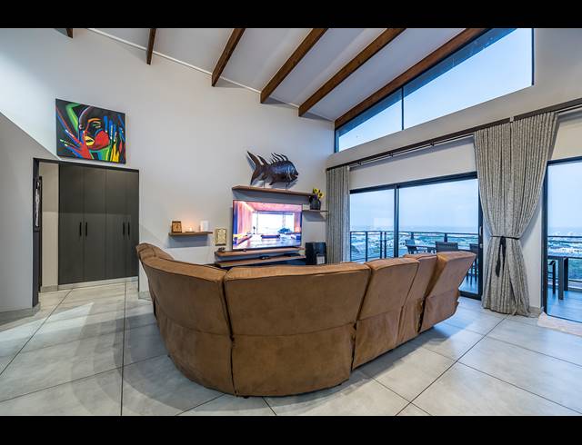 5 BEDROOM HOUSE FOR SALE IN ISLAND VIEW